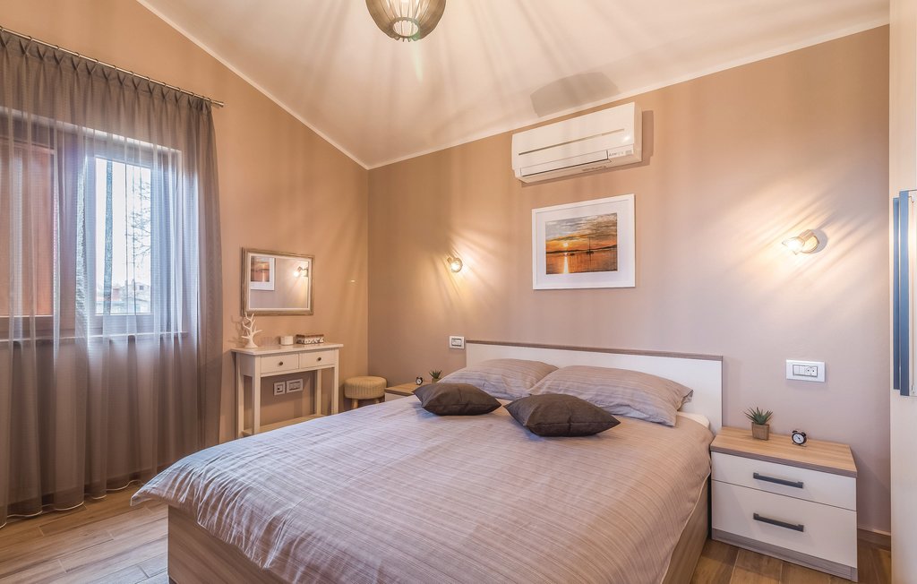 Ferienhaus - Pula-Valtura , Kroatien - CIR246 28