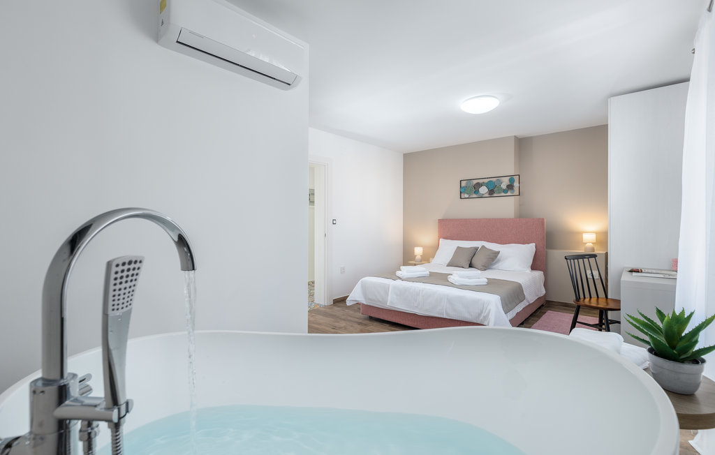 Ferienhaus - Pula-Valtura , Kroatien - CIR385 6