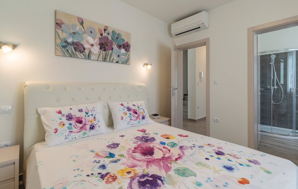 Semesterhus - Pula-Radeki Polje , Kroatien - CIR247 33