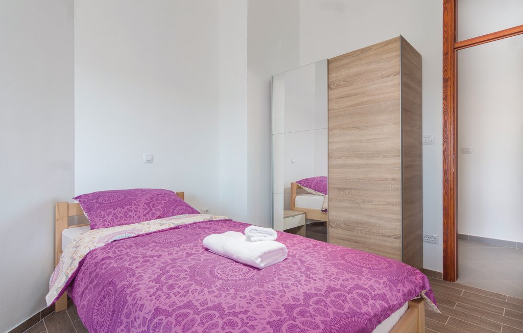 Feriehus - Pula-Stinjan , Kroatia - CIR113 37