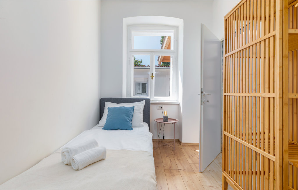 Feriehuse - Pula , Kroatien - CIR498 34