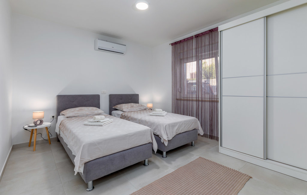 Feriehus - Pula-Sikici , Kroatia - CIR450 24