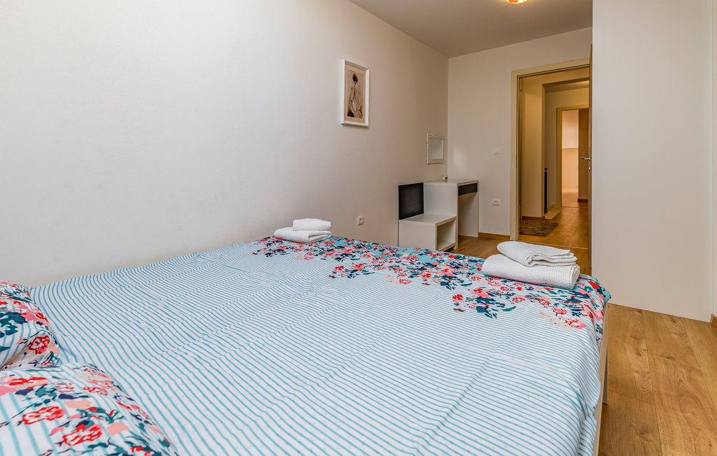 Lejlighed - Pula-Pjescana Uvala , Kroatien - CIR588 21