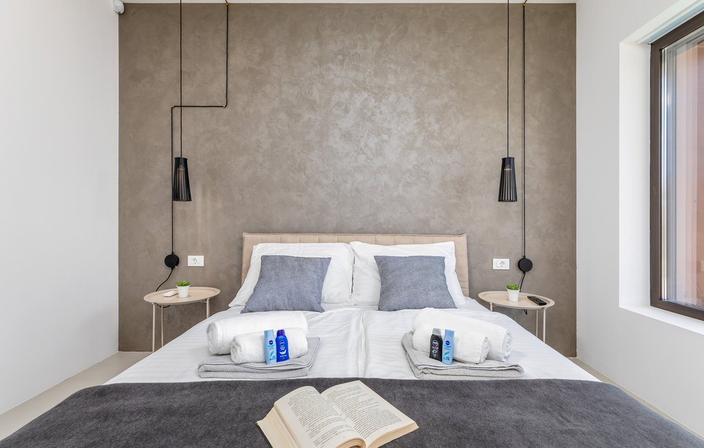 Feriehus - Pula , Kroatia - CIR497 33