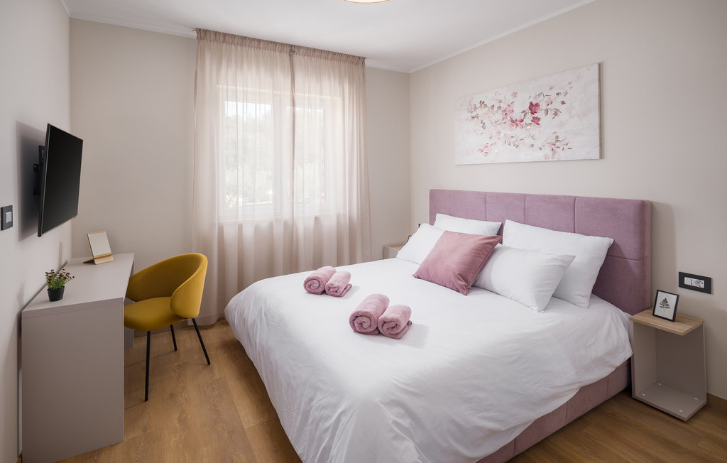 Feriehuse - Pula , Kroatien - CIR586 34