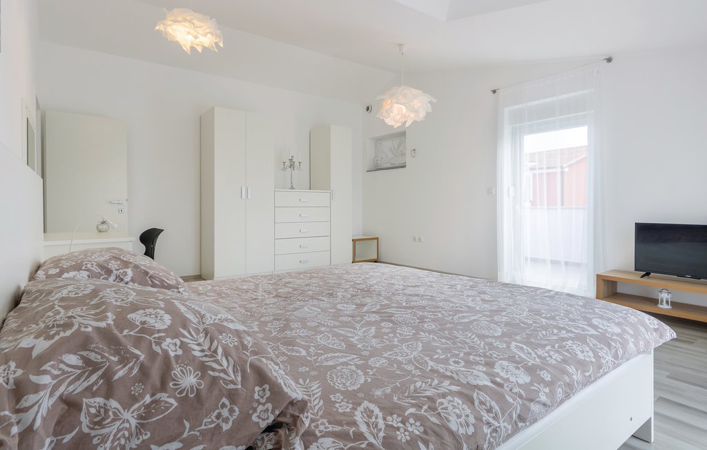 Feriehuse - Pula , Kroatien - CIR234 21