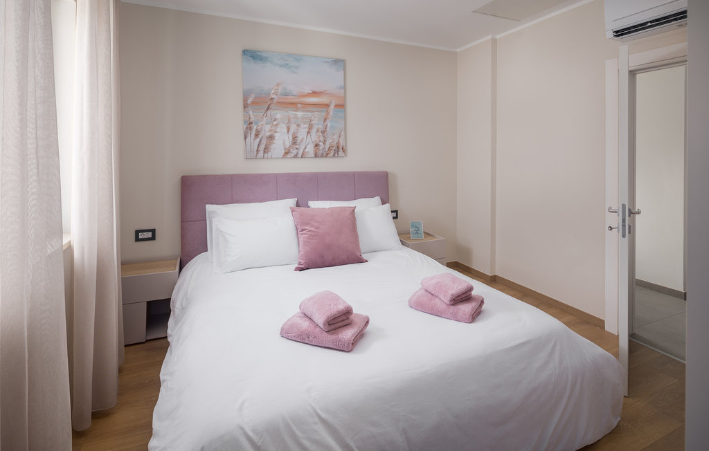 Feriehuse - Pula , Kroatien - CIR586 37