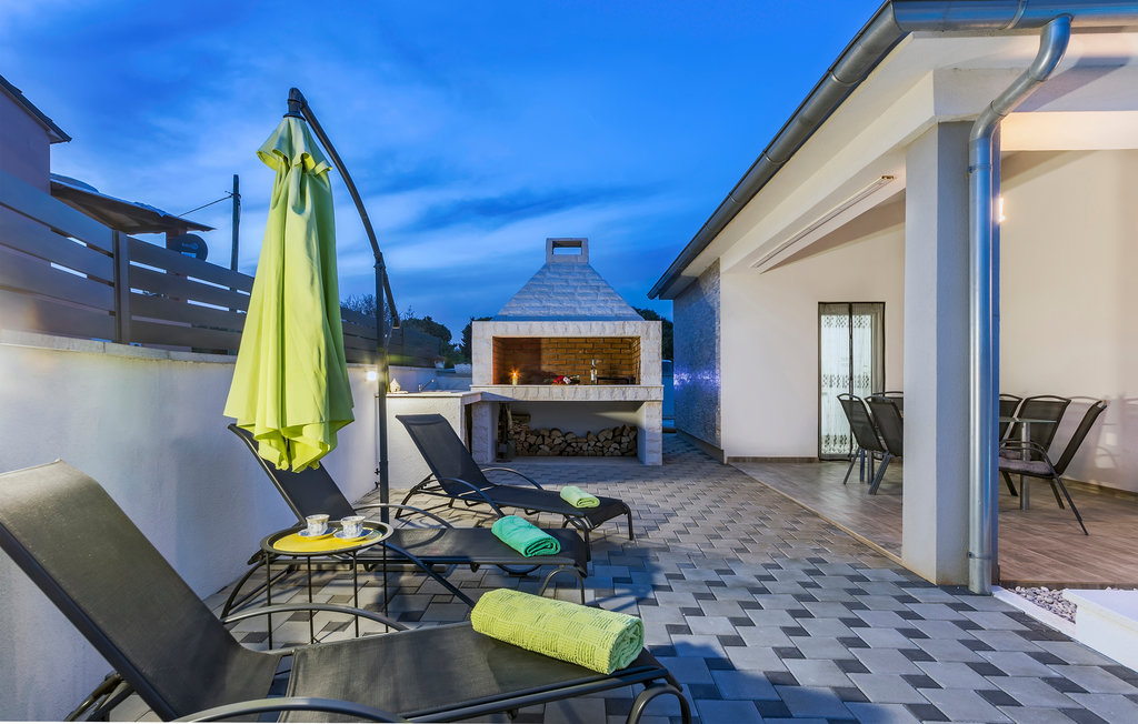 Semesterhus - Pula-Skatari , Kroatien - CIR336 23