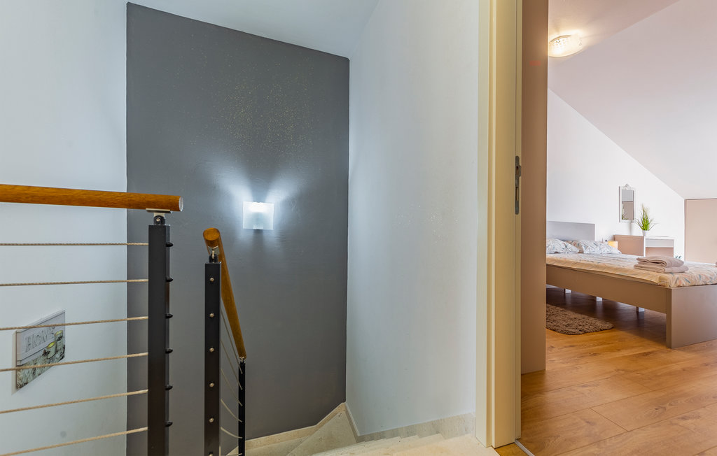 Lejlighed - Pula-Pjescana Uvala , Kroatien - CIR588 16