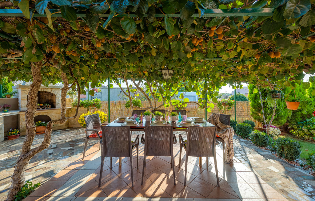 Feriehus - Pula-Radeki Polje , Kroatia - CIR390 19