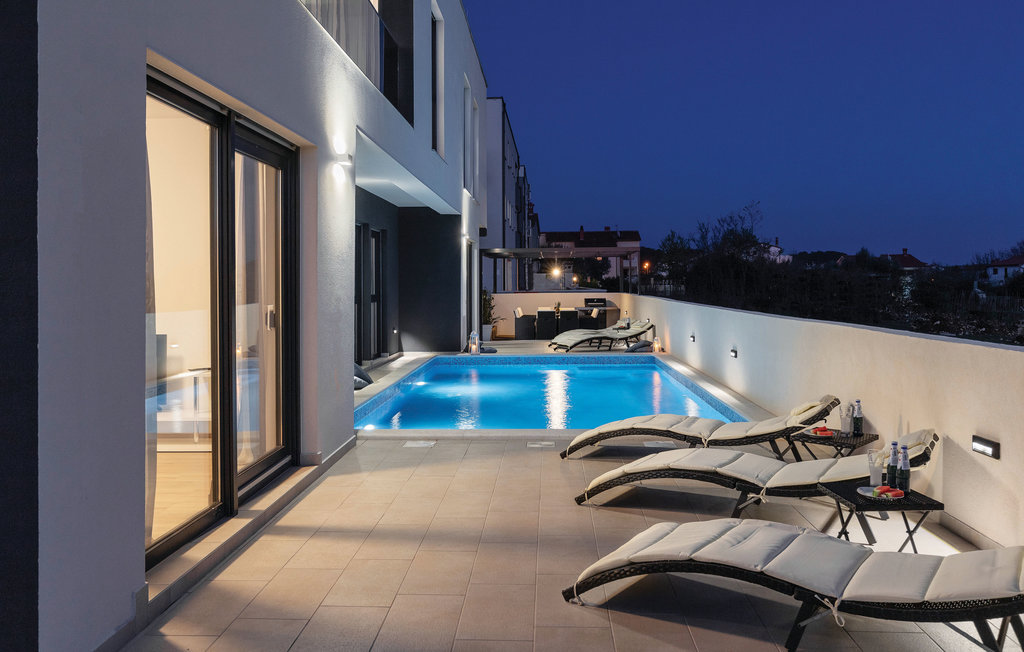 Feriehuse - Pula , Kroatien - CIR305 20