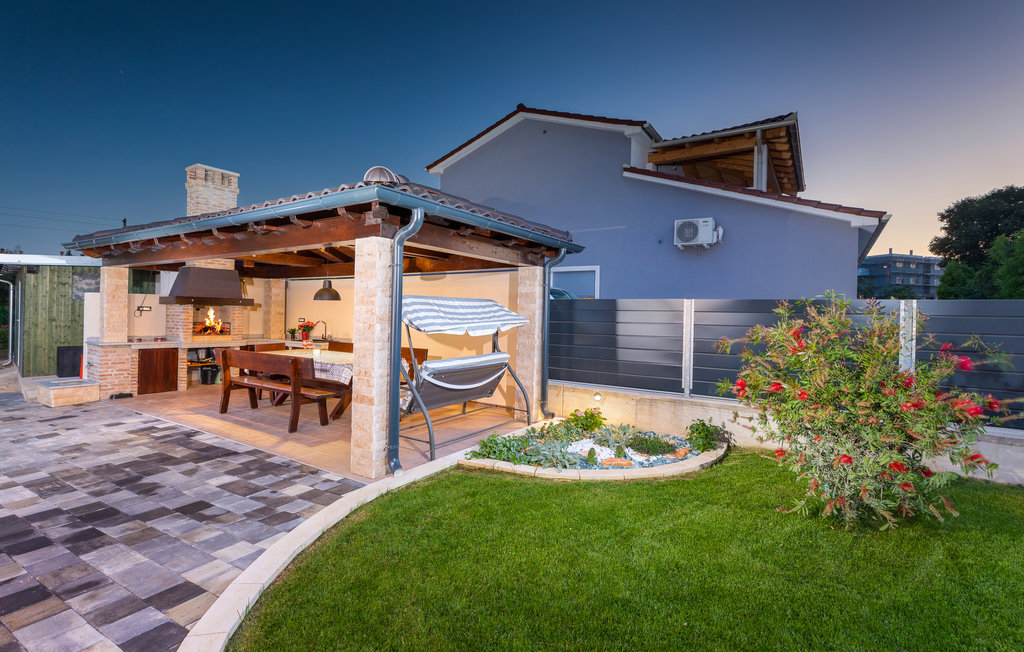 Feriehus - Pula , Kroatia - CIR559 24