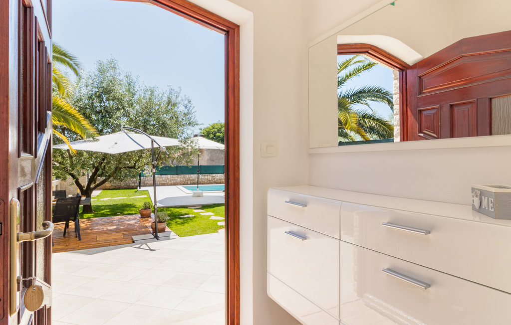 Semesterhus - Pula-Galizana , Kroatien - CIR074 25