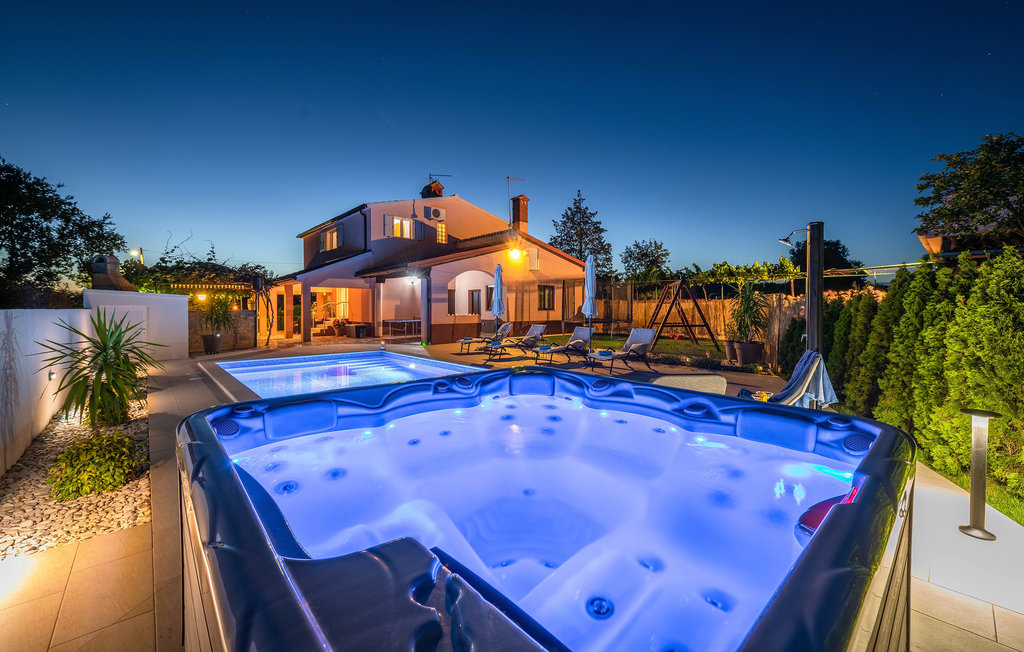 Feriehus - Pula-Radeki Polje , Kroatia - CIR390 9