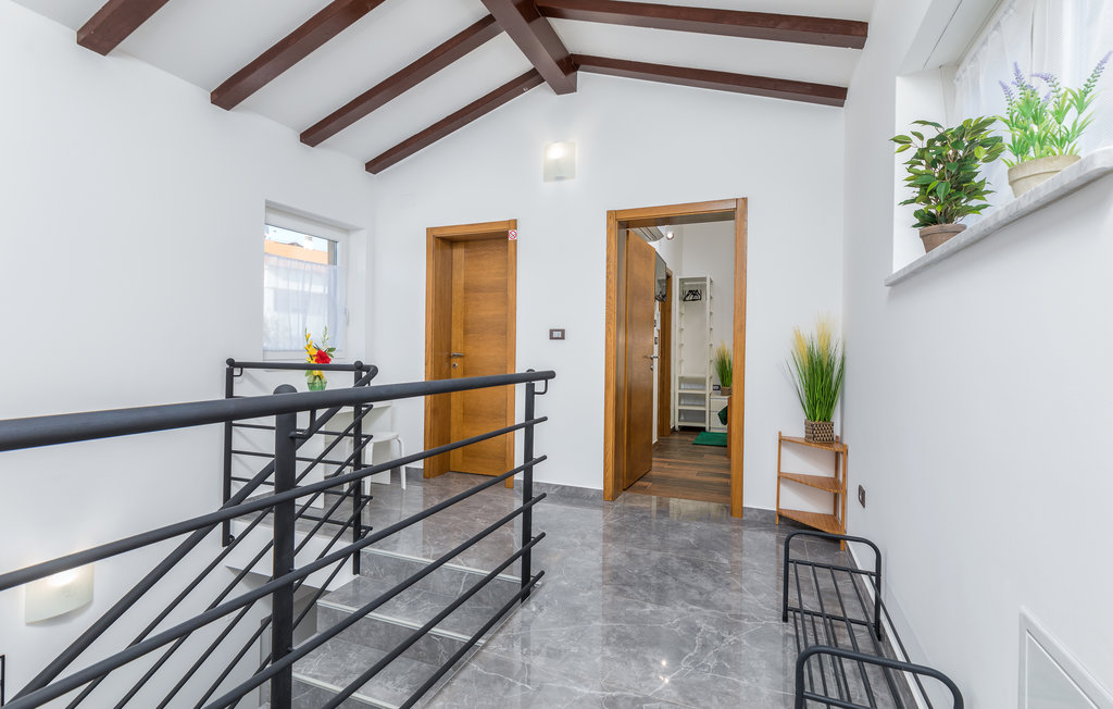 Feriehus - Pula , Kroatia - CIR559 34