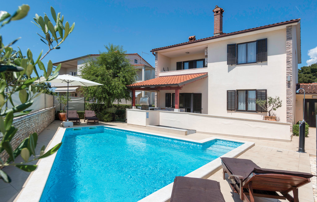 Feriehus - Pula , Kroatia - CIR339 1