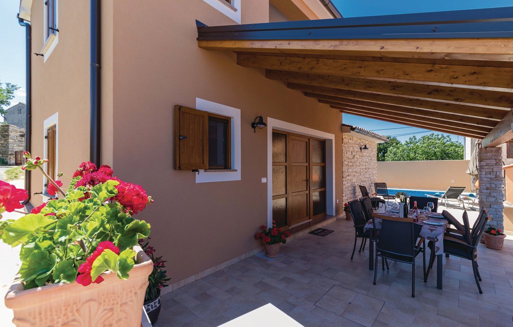 Ferienhaus - Pula-Valtura , Kroatien - CIR246 12