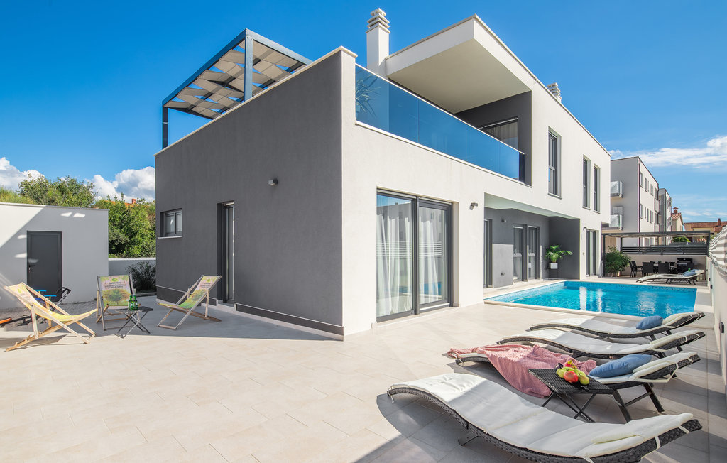 Feriehuse - Pula , Kroatien - CIR305 2