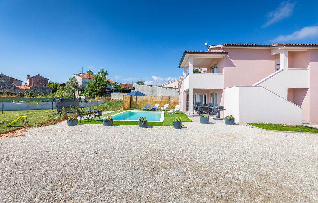 Feriehus - Pula , Kroatia - CIR574 13