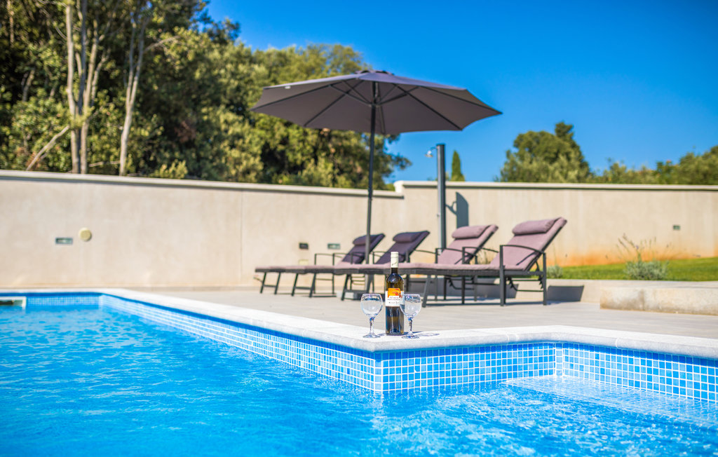 Feriehus - Pula , Kroatia - CIR392 12