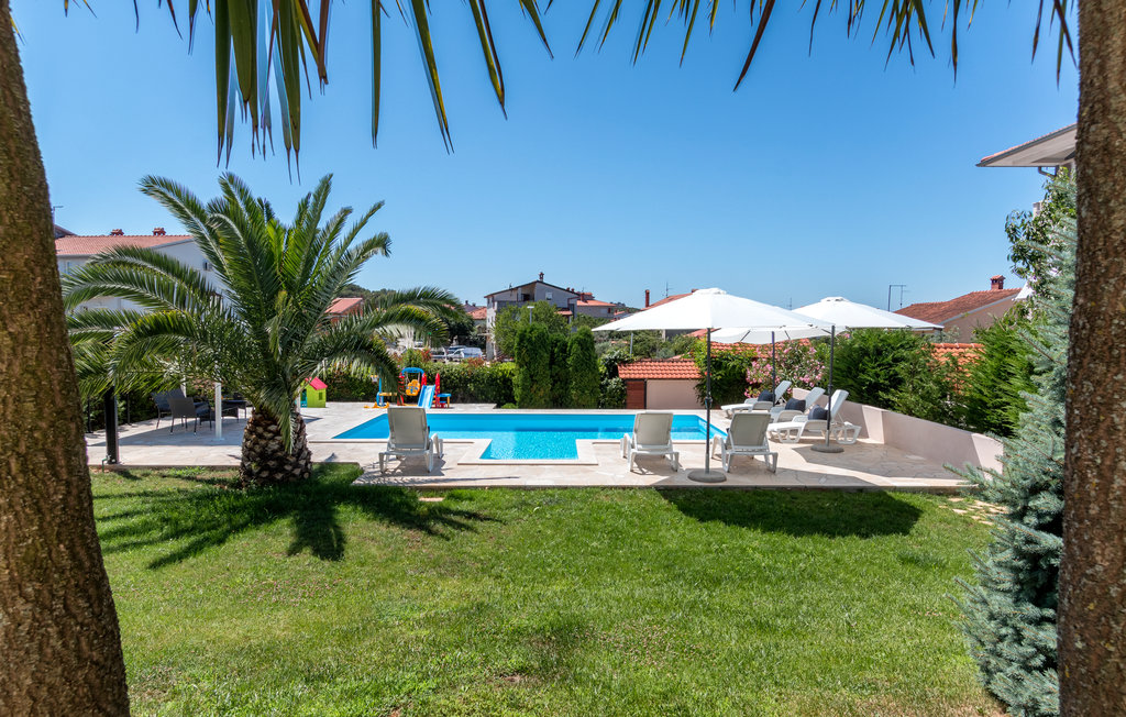 Feriehus - Pula , Kroatia - CIR355 11