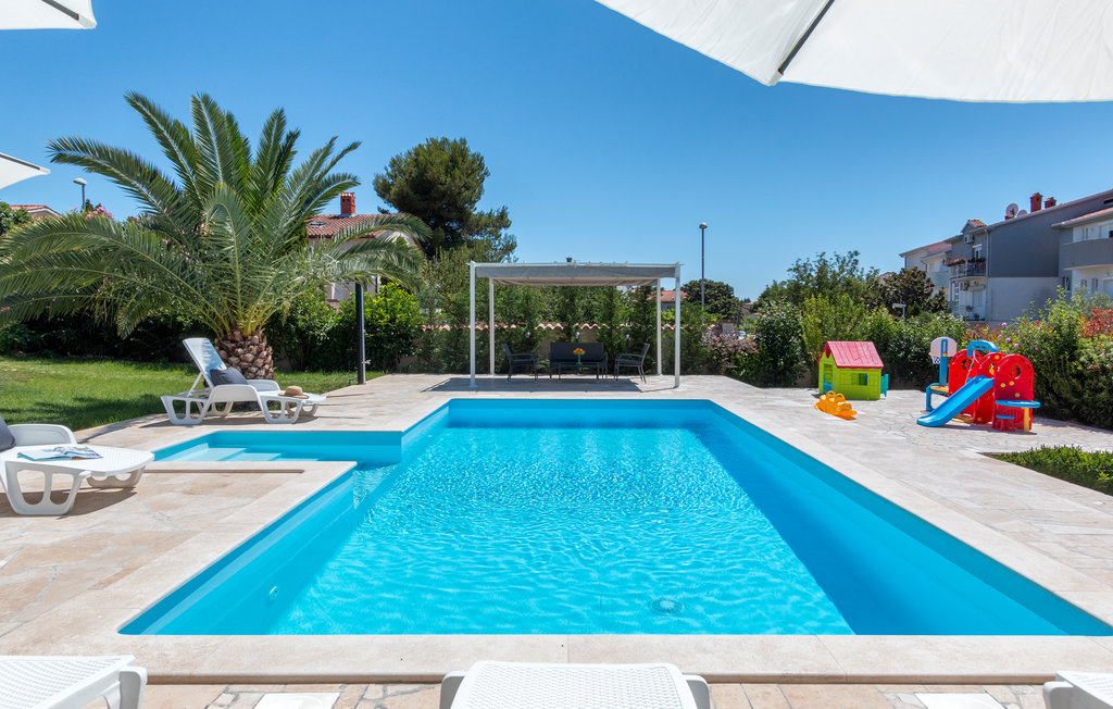 Feriehus - Pula , Kroatia - CIR355 2