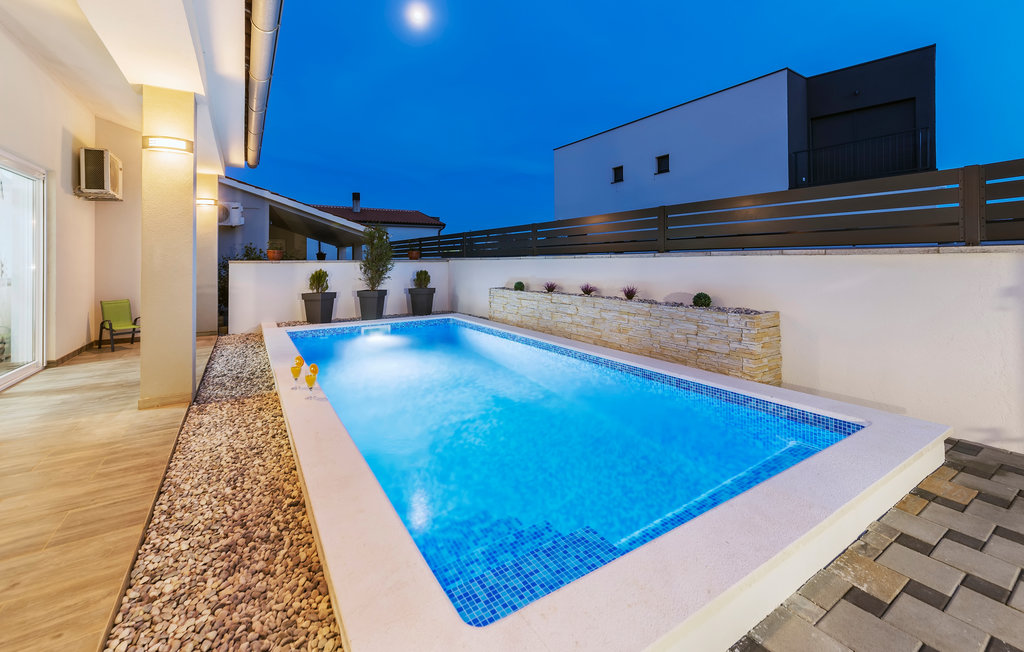 Semesterhus - Pula-Skatari , Kroatien - CIR336 12