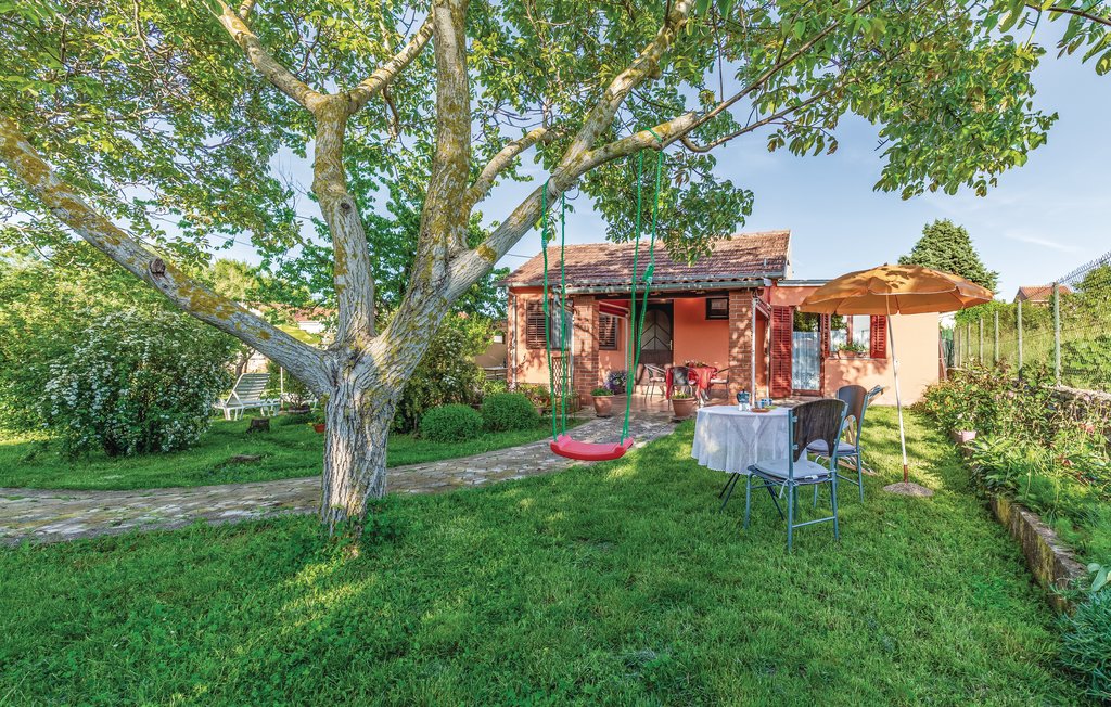 Semesterhus - Pula-Sisan , Kroatien - CIR343 1