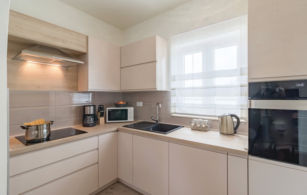 Semesterhus - Pula-Radeki Polje , Kroatien - CIR247 28