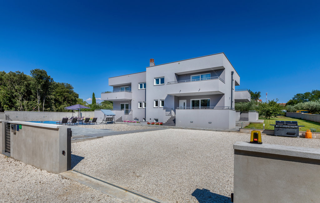 Feriehus - Pula , Kroatia - CIR392 13