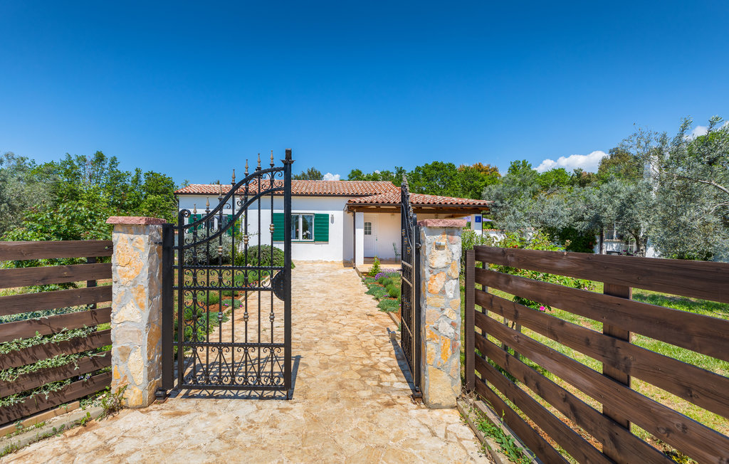 Feriehus - Pula , Kroatia - CIR071 18