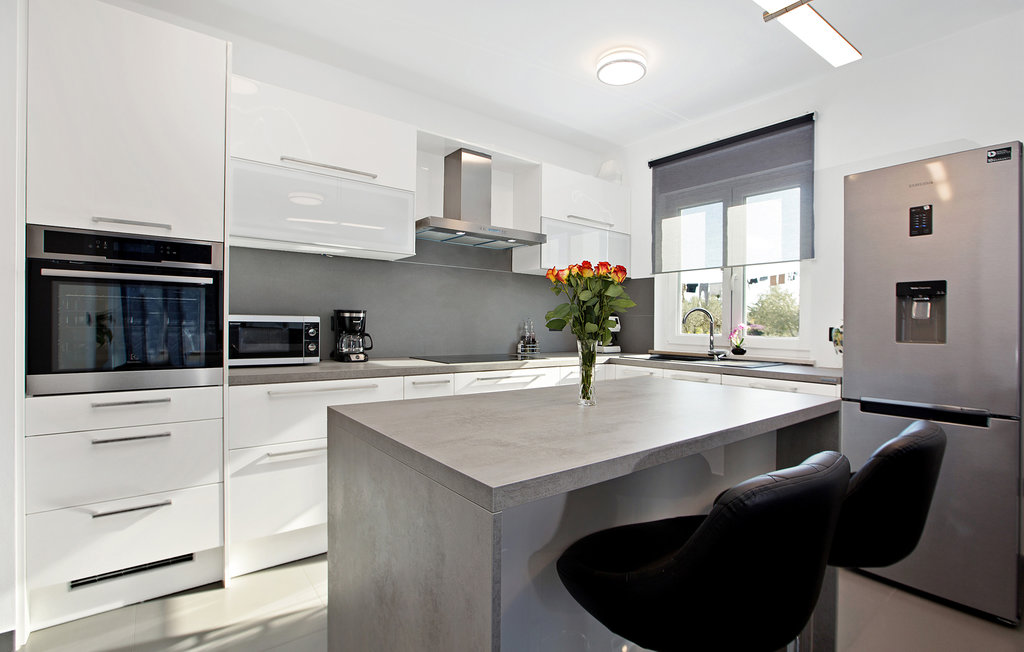 Feriehus - Pula , Kroatia - CIR392 39