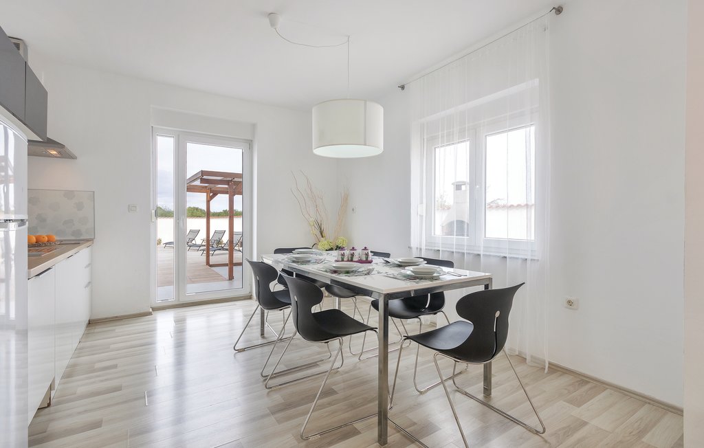 Feriehuse - Pula , Kroatien - CIR234 16