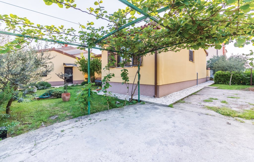 Feriehus - Pula , Kroatia - CIR274 7