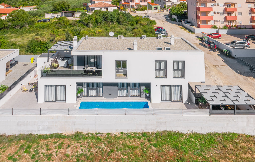 Feriehuse - Pula , Kroatien - CIR305 13