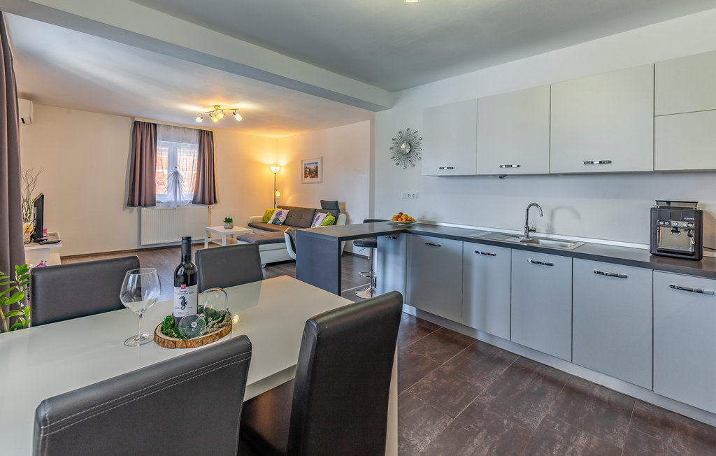 Feriehus - Pula , Kroatia - CIR430 17