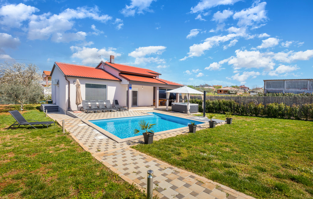 Semesterhus - Pula , Kroatien - CIR223 12