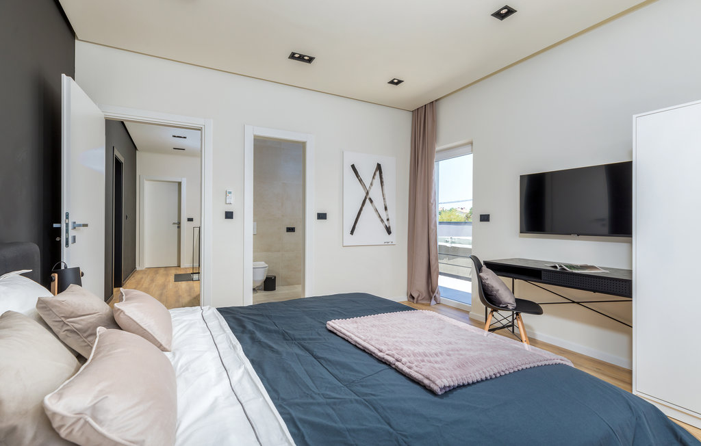 Feriehus - Pula , Kroatia - CIR589 35