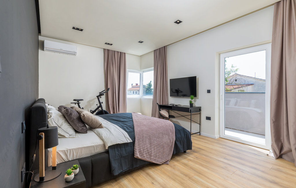 Feriehus - Pula , Kroatia - CIR589 36