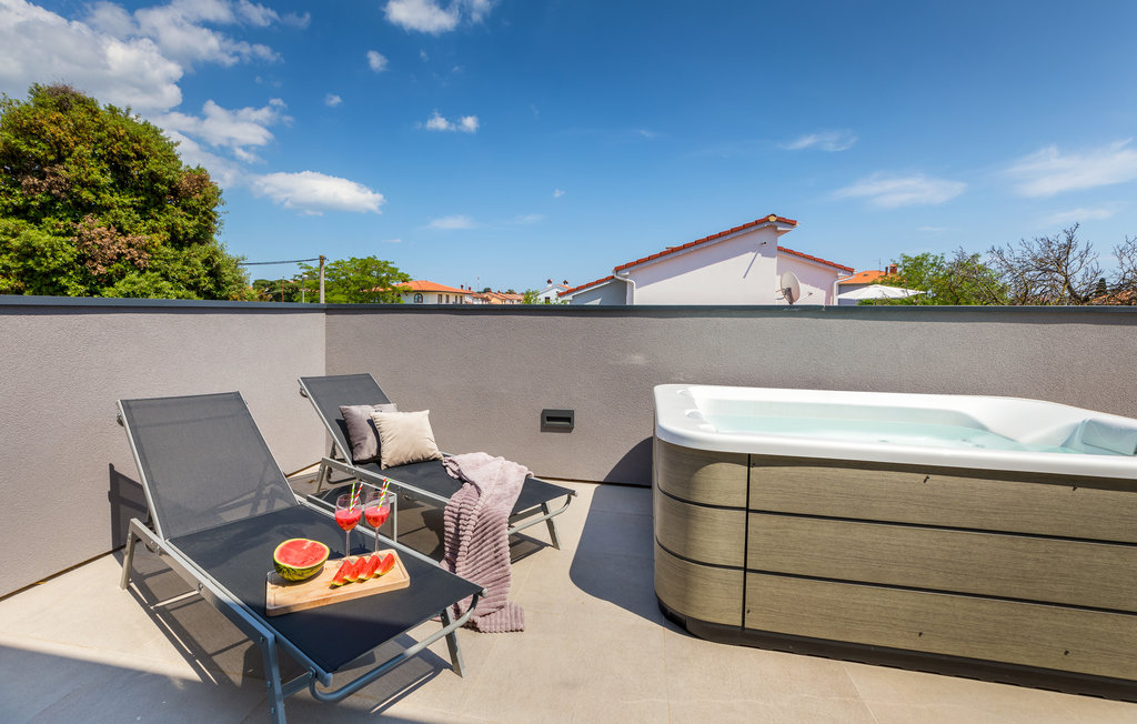 Feriehus - Pula , Kroatia - CIR589 24