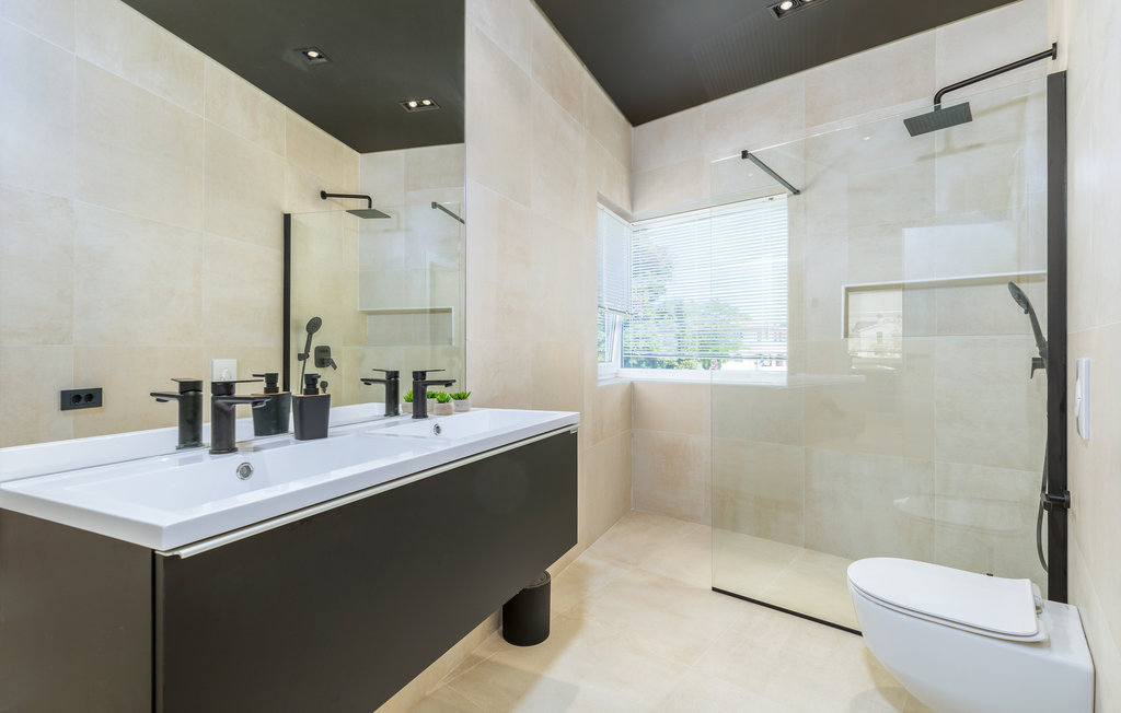 Feriehus - Pula , Kroatia - CIR589 39