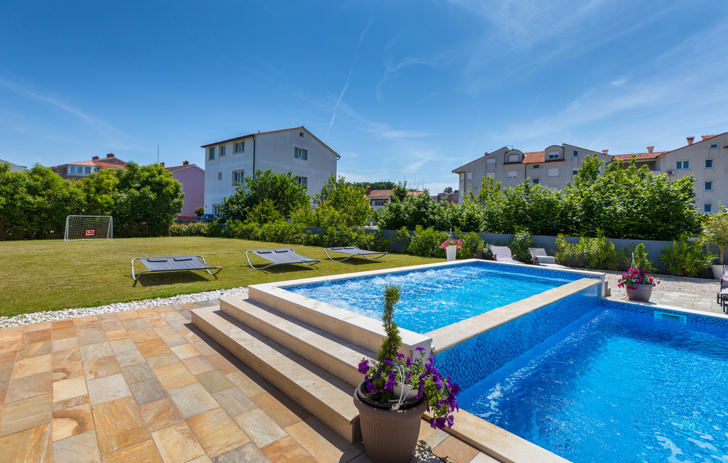 Feriehus - Pula , Kroatia - CIR415 10