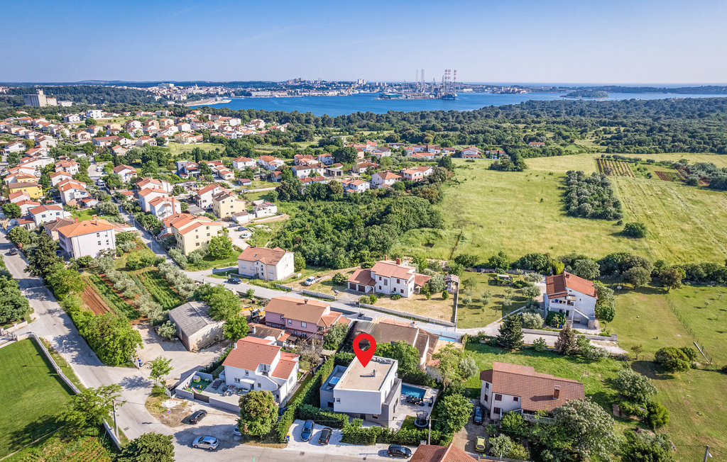 Feriehus - Pula , Kroatia - CIR589 2