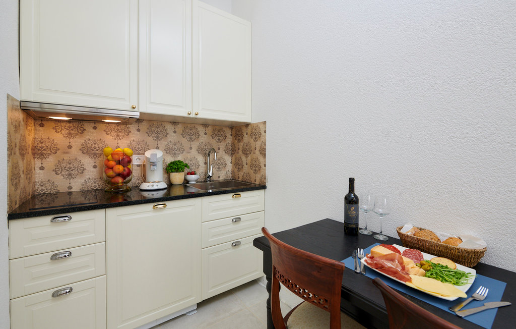 Ferieleilighet - Pula , Kroatia - CIR521 1