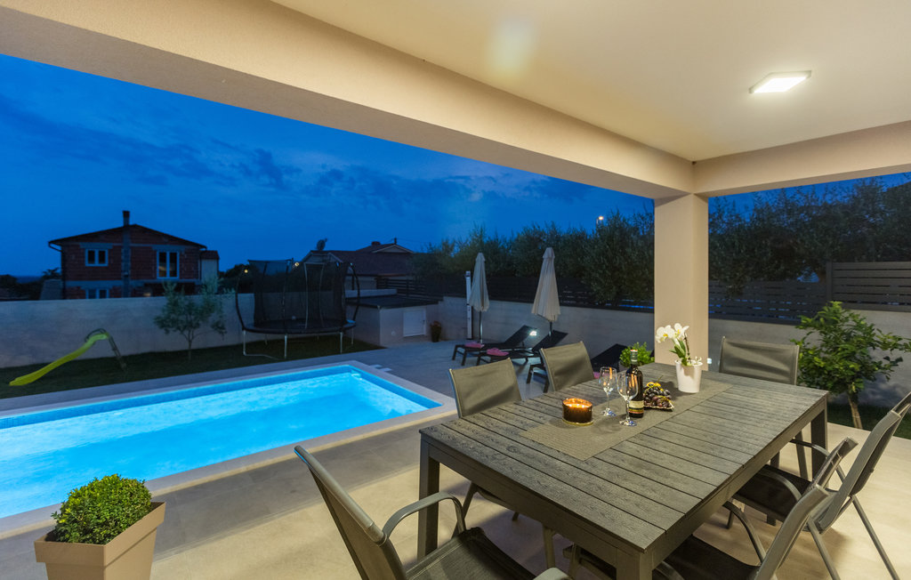 Feriehuse - Pula - Galizana , Kroatien - CIR658 19