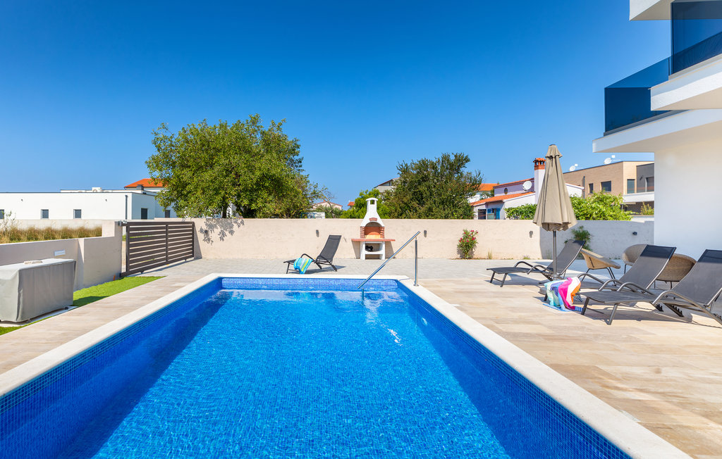 Semesterhus - Pula , Kroatien - CIR662 10