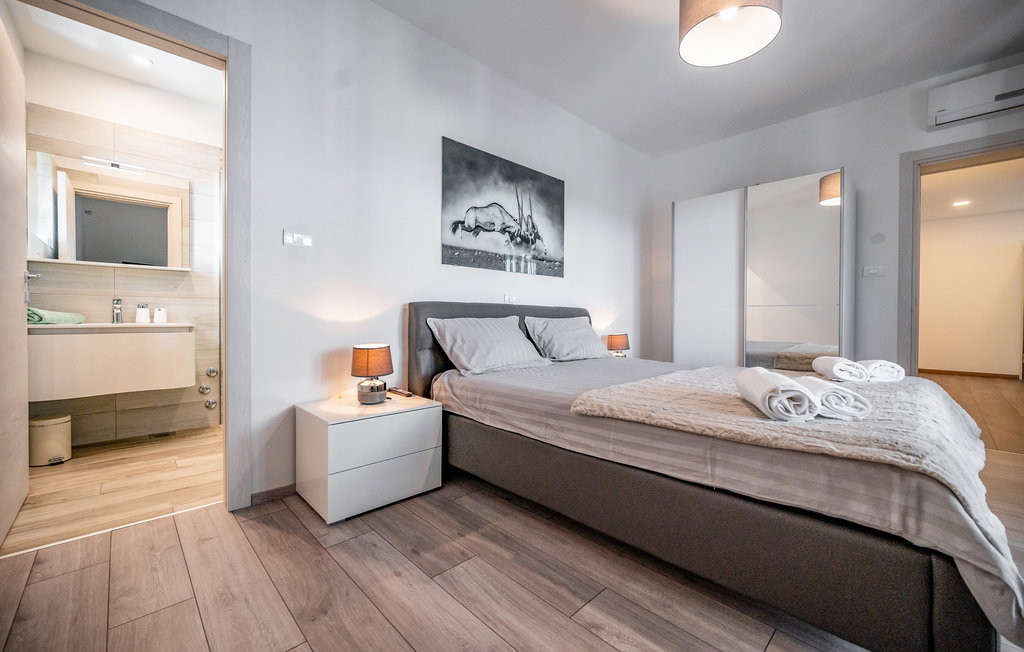 Feriehus - Pula , Kroatia - CIR585 38