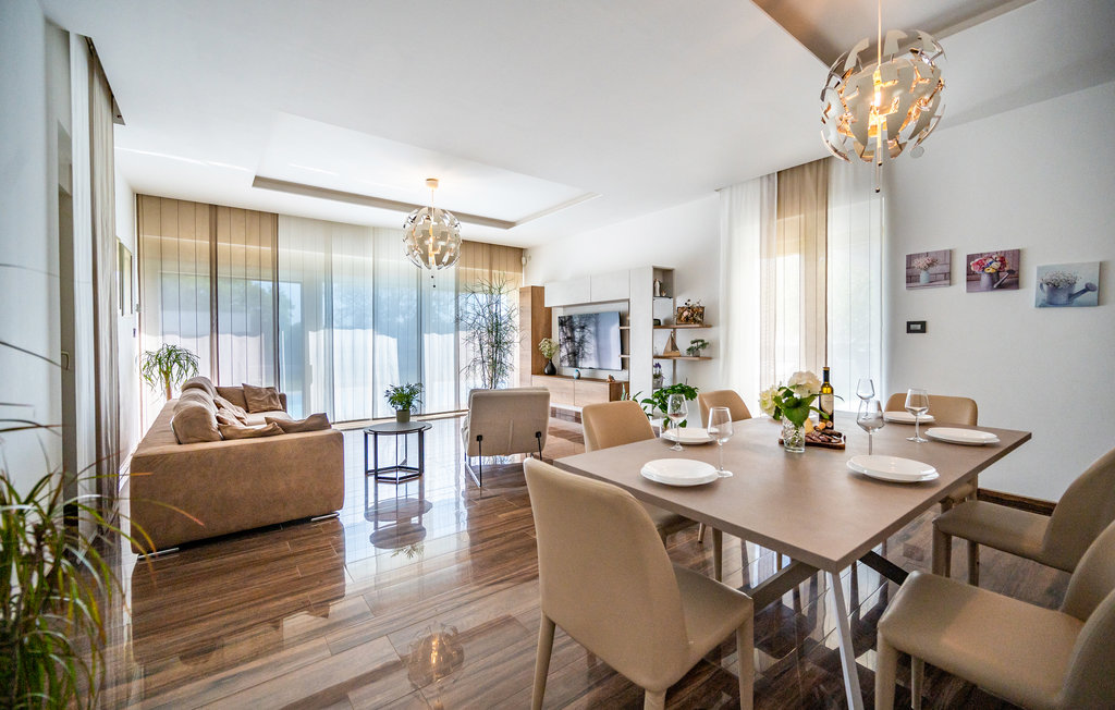 Feriehus - Pula , Kroatia - CIR585 21