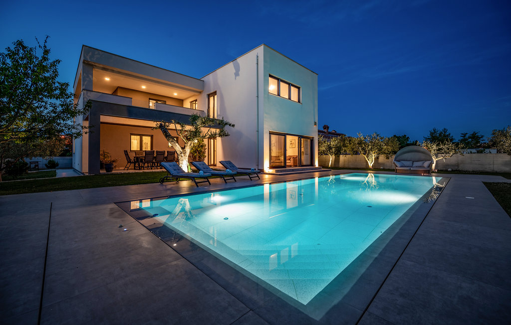 Feriehus - Pula , Kroatia - CIR585 9