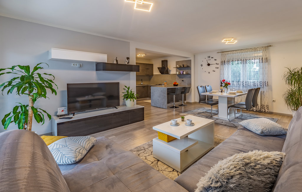 Semesterhus - Pula-Skatari , Kroatien - CIR336 24